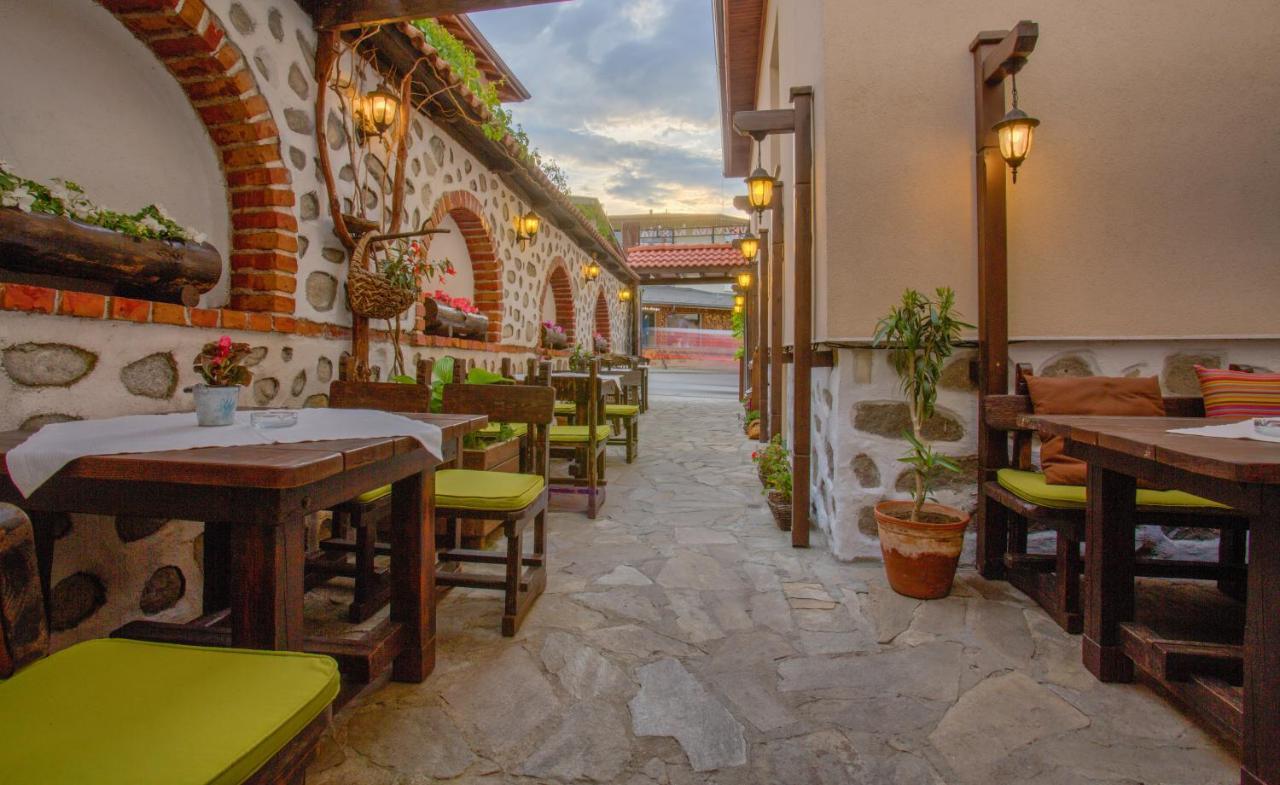 Ξενοδοχείο Veziova House 3*