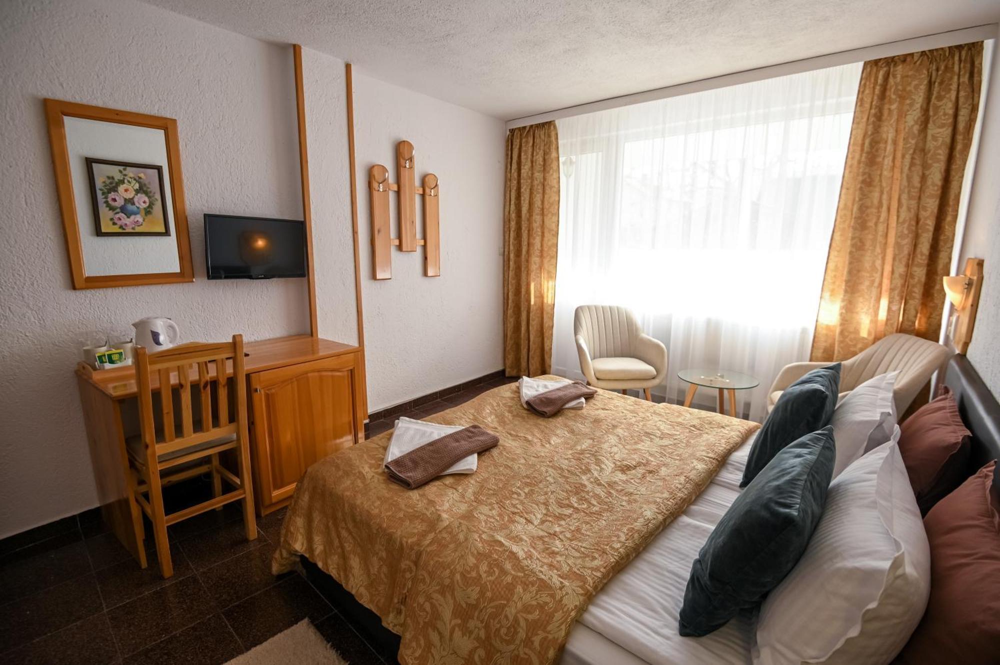 Otel Veziova House 3*