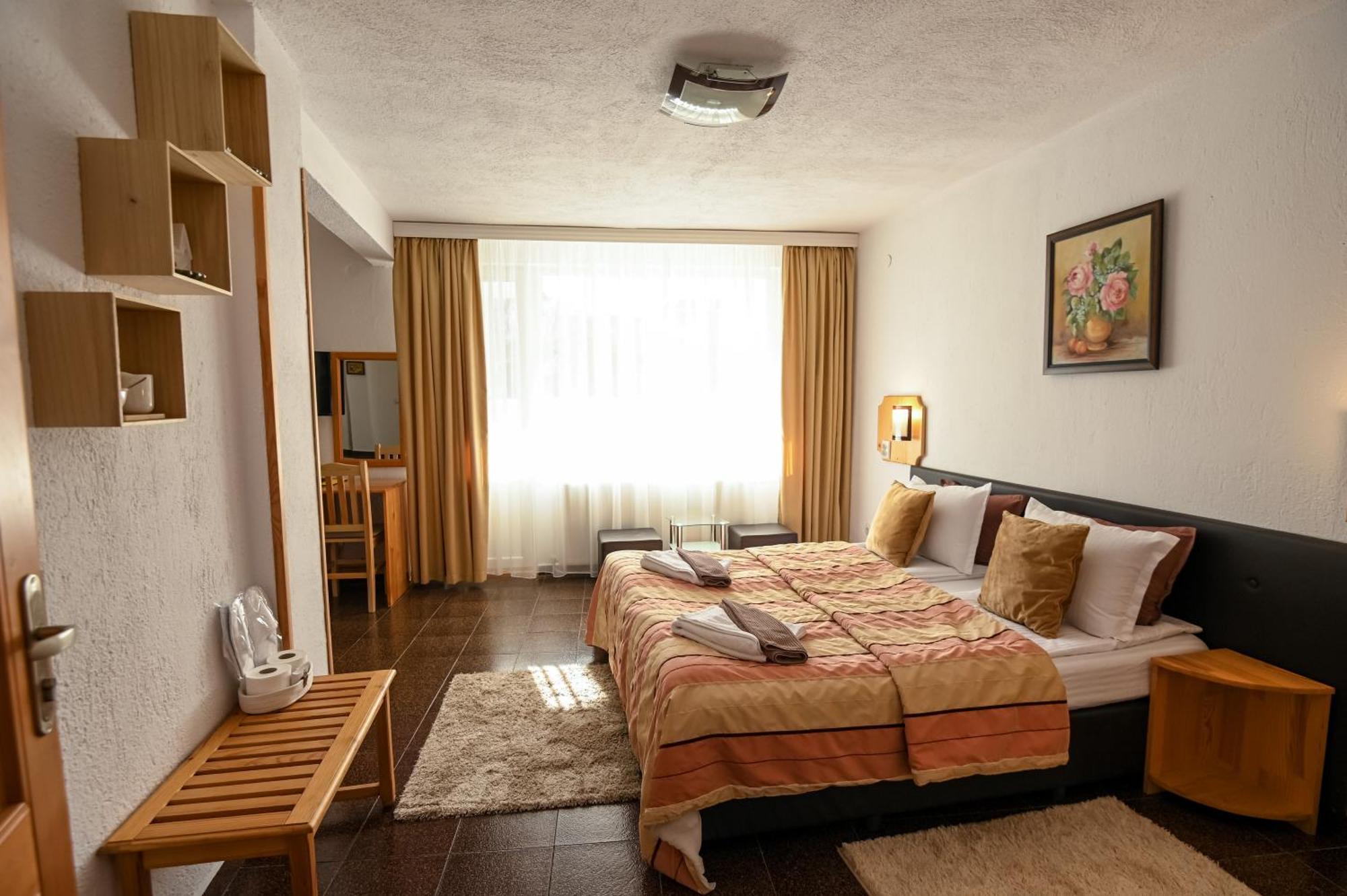 Veziova House Otel 3*