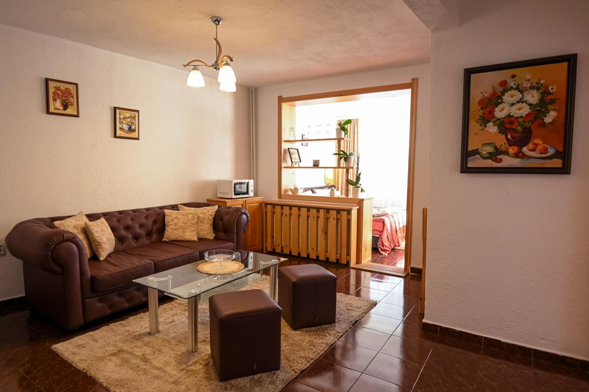 Veziova House 3*