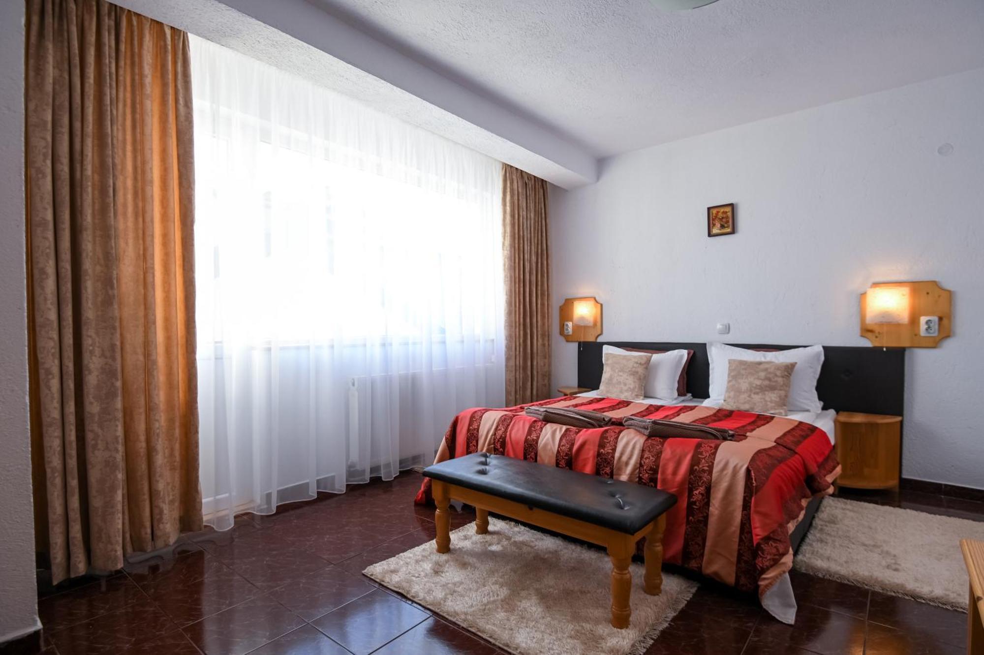 Veziova House Hotel 3*